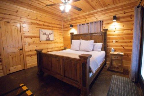 Casa vacanze 4br/3bth Family With A Hot Tub, Sleeps 14 Broken Bow